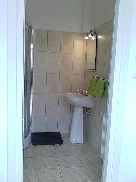 Guesthouse Daniel Oradea Bagian luar foto